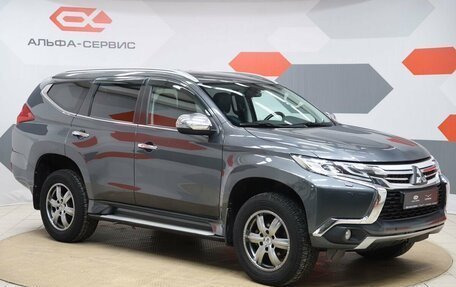 Mitsubishi Pajero Sport III рестайлинг, 2019 год, 3 490 000 рублей, 3 фотография