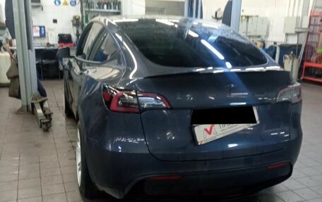 Tesla Model Y I, 2020 год, 4 550 000 рублей, 4 фотография