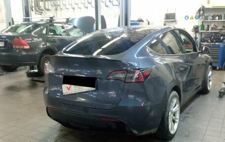 Tesla Model Y I, 2020 год, 4 550 000 рублей, 3 фотография