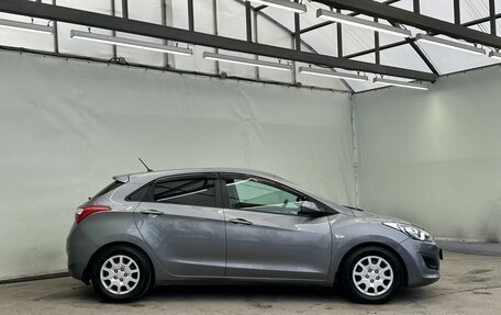 Hyundai i30 II рестайлинг, 2012 год, 980 000 рублей, 10 фотография