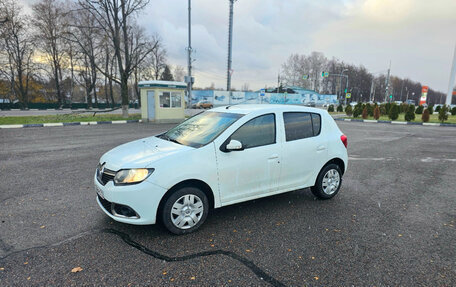 Renault Sandero II рестайлинг, 2017 год, 685 000 рублей, 2 фотография