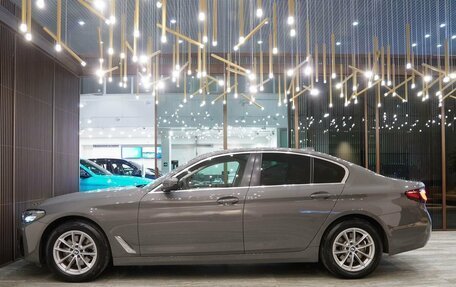 BMW 5 серия, 2022 год, 5 300 000 рублей, 3 фотография