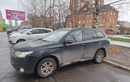 Mitsubishi Outlander III рестайлинг 3, 2012 год, 1 500 000 рублей, 1 фотография