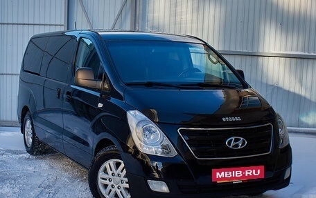 Hyundai H-1 II рестайлинг, 2016 год, 1 620 000 рублей, 6 фотография