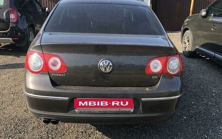 Volkswagen Passat B6, 2008 год, 650 000 рублей, 2 фотография