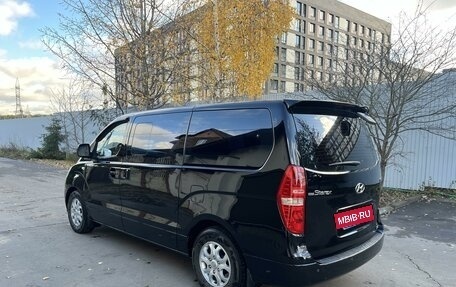 Hyundai Grand Starex Grand Starex I рестайлинг 2, 2012 год, 2 290 000 рублей, 8 фотография