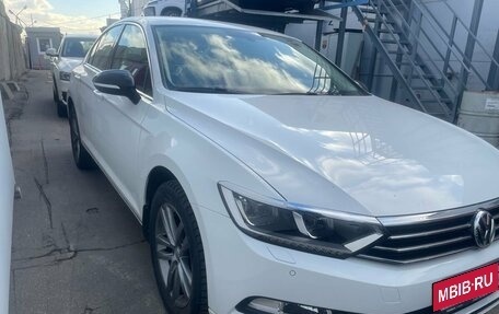 Volkswagen Passat B8 рестайлинг, 2019 год, 2 699 000 рублей, 8 фотография