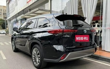 Toyota Highlander, 2021 год, 4 870 999 рублей, 12 фотография