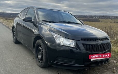 Chevrolet Cruze II, 2011 год, 850 000 рублей, 7 фотография