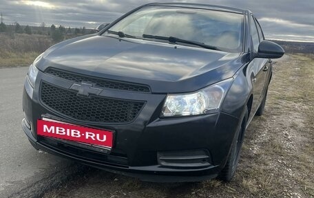 Chevrolet Cruze II, 2011 год, 850 000 рублей, 6 фотография