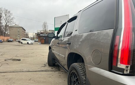 Chevrolet Tahoe III, 2008 год, 2 400 000 рублей, 20 фотография