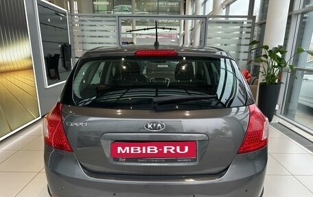 KIA cee'd I рестайлинг, 2010 год, 990 000 рублей, 6 фотография