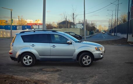 Mitsubishi Outlander III рестайлинг 3, 2011 год, 1 099 000 рублей, 8 фотография