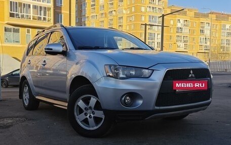 Mitsubishi Outlander III рестайлинг 3, 2011 год, 1 099 000 рублей, 3 фотография