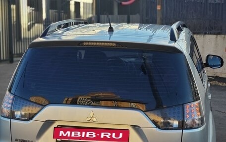 Mitsubishi Outlander III рестайлинг 3, 2011 год, 1 099 000 рублей, 9 фотография