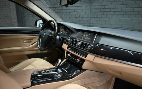 BMW 5 серия, 2013 год, 2 060 000 рублей, 12 фотография