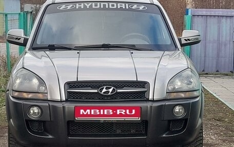 Hyundai Tucson III, 2005 год, 701 000 рублей, 3 фотография