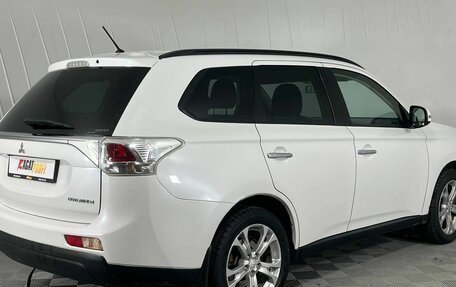 Mitsubishi Outlander III рестайлинг 3, 2012 год, 1 490 000 рублей, 5 фотография