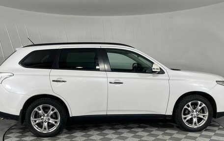 Mitsubishi Outlander III рестайлинг 3, 2012 год, 1 490 000 рублей, 4 фотография