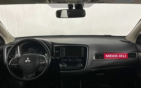 Mitsubishi Outlander III рестайлинг 3, 2012 год, 1 490 000 рублей, 11 фотография