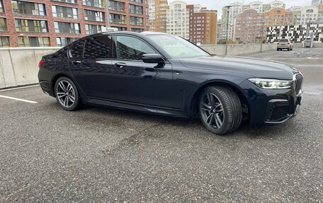 BMW 7 серия, 2019 год, 7 200 000 рублей, 2 фотография