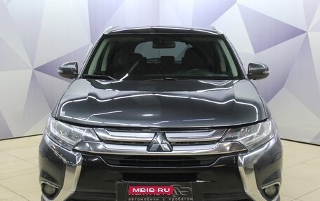 Mitsubishi Outlander III рестайлинг 3, 2017 год, 2 329 700 рублей, 8 фотография