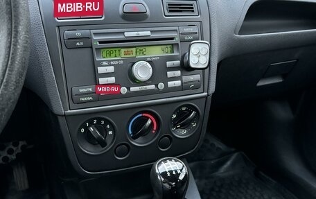 Ford Fiesta, 2006 год, 450 000 рублей, 10 фотография