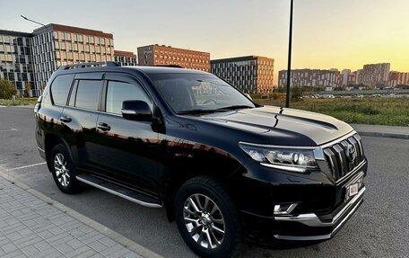 Toyota Land Cruiser Prado 150 рестайлинг 2, 2018 год, 5 600 000 рублей, 2 фотография