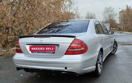 Mercedes-Benz E-Класс, 2002 год, 900 000 рублей, 8 фотография