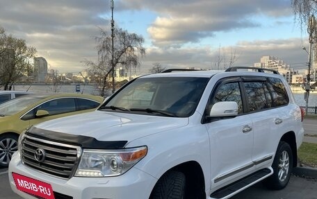 Toyota Land Cruiser 200, 2014 год, 5 650 000 рублей, 32 фотография