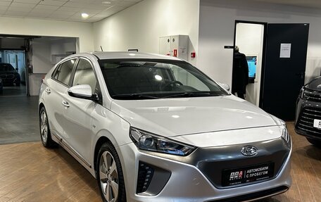 Hyundai IONIQ, 2017 год, 1 550 000 рублей, 5 фотография