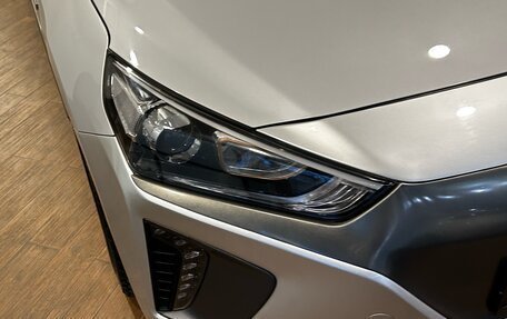 Hyundai IONIQ, 2017 год, 1 550 000 рублей, 7 фотография