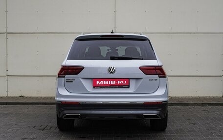 Volkswagen Tiguan II, 2018 год, 2 935 000 рублей, 4 фотография