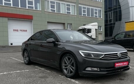 Volkswagen Passat B8 рестайлинг, 2015 год, 1 880 000 рублей, 1 фотография