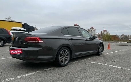 Volkswagen Passat B8 рестайлинг, 2015 год, 1 880 000 рублей, 5 фотография