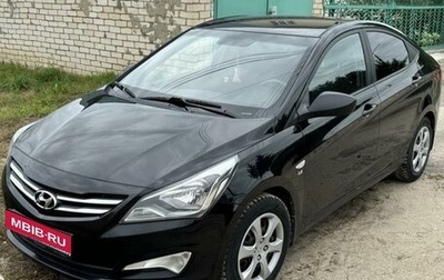 Hyundai Solaris II рестайлинг, 2015 год, 900 000 рублей, 1 фотография