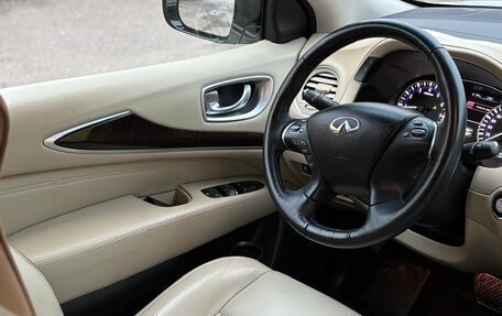 Infiniti QX60 I рестайлинг, 2016 год, 2 700 000 рублей, 11 фотография