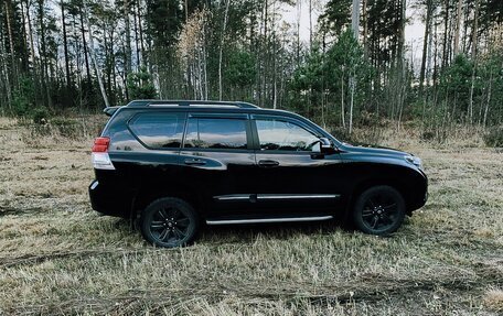 Toyota Land Cruiser Prado 150 рестайлинг 2, 2012 год, 2 600 000 рублей, 13 фотография