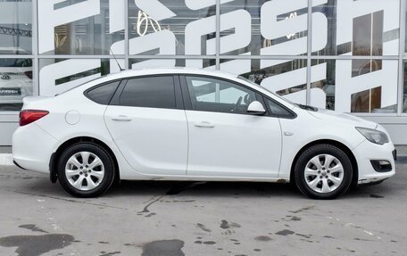 Opel Astra J, 2014 год, 799 000 рублей, 5 фотография