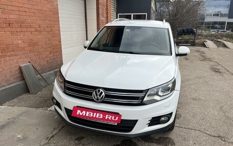 Volkswagen Tiguan I, 2016 год, 1 700 000 рублей, 2 фотография