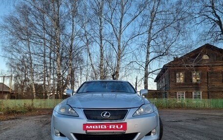 Lexus IS II рестайлинг 2, 2007 год, 1 300 000 рублей, 7 фотография