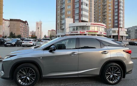 Lexus RX IV рестайлинг, 2019 год, 6 500 000 рублей, 4 фотография