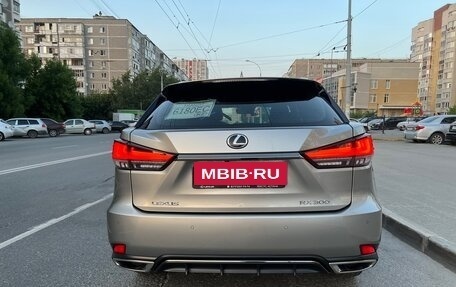 Lexus RX IV рестайлинг, 2019 год, 6 500 000 рублей, 5 фотография