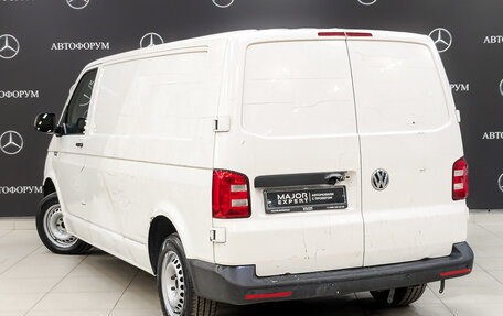 Volkswagen Transporter T6 рестайлинг, 2019 год, 1 575 000 рублей, 7 фотография