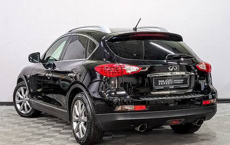 Infiniti QX50 I рестайлинг, 2015 год, 2 335 000 рублей, 7 фотография