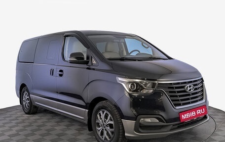 Hyundai H-1 II рестайлинг, 2021 год, 3 790 000 рублей, 3 фотография