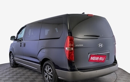 Hyundai H-1 II рестайлинг, 2021 год, 3 790 000 рублей, 7 фотография