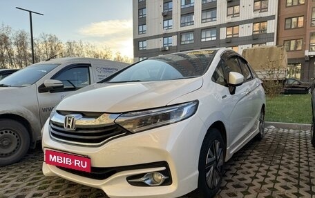 Honda Shuttle II, 2016 год, 1 190 000 рублей, 1 фотография