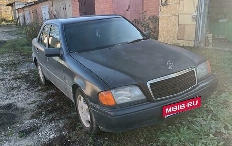 Mercedes-Benz C-Класс, 1996 год, 200 000 рублей, 2 фотография