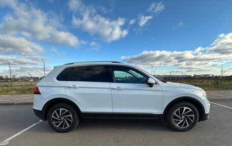 Volkswagen Tiguan II, 2018 год, 2 550 000 рублей, 5 фотография